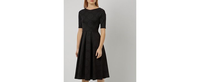 Figure 12New Look (2015) Floral V neck back pleated midi dress.[ online image] Available from: http://www.newlook.com/shop/womens/dresses/closet-floral-v-back-pleated-midi-dress-_338581201.[Accessed 15/01/15)